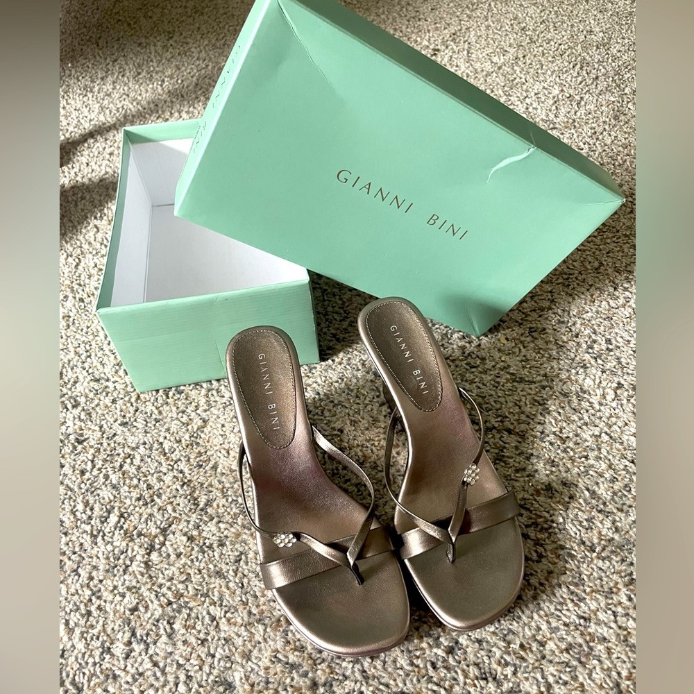 Gianni Bini Sandals